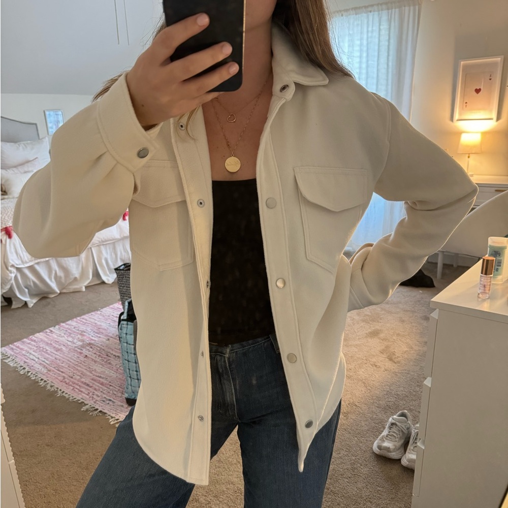 Abercrombie cream jacket size M